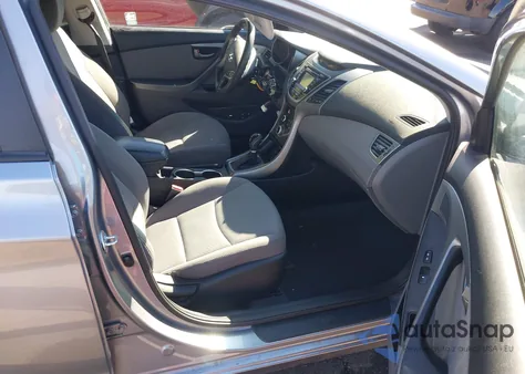 2016 Hyundai Elantra Se z USA, uszkodzony, nr VIN 5NPDH4AE0GH658216